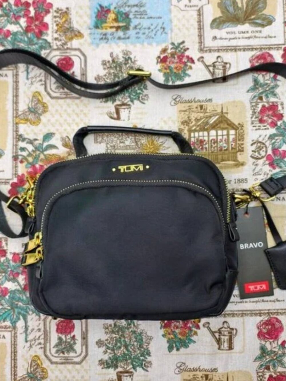 TUMI Alpha Bravo Women’s Crossbody Bag No tags